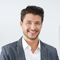 Dr. Nathan Clarke